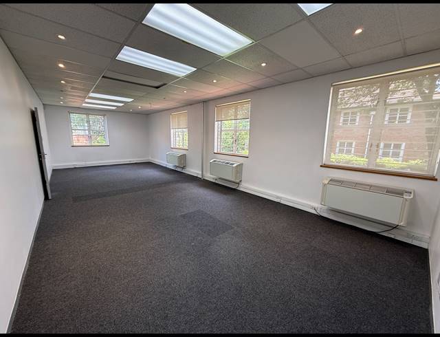 456M² OFFICE TO LET IN RIVIERA